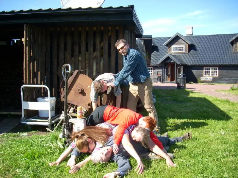 Ettevõtte suvepäevad koos meeskonnamänguga